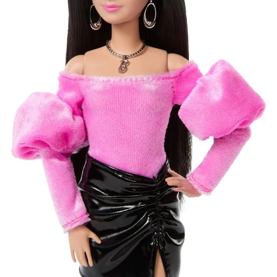 Mattel Barbie Deluxe Style Modepuppe mit schulterfreiem Top und Rock 25JJN76
