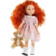 Die realistische Marga-Puppe hat langes, rotes, lockiges Haar.