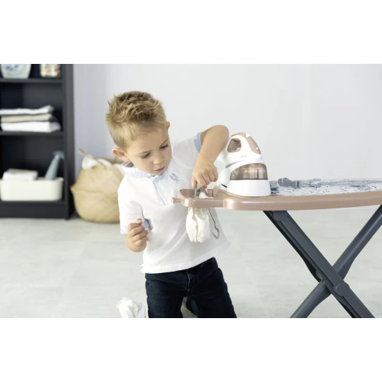 Tefal Bügelbrett und Bügeleisen mit Station Tefal Bügelbrett und Bügeleisen mit Station – Smoby SM330125