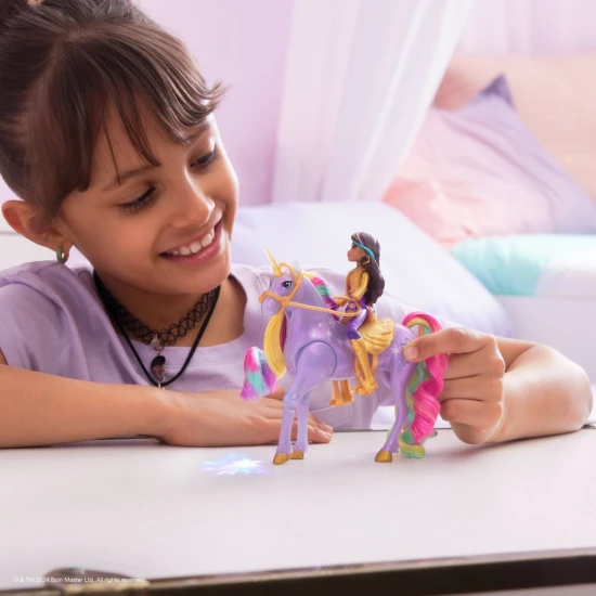 Spin Master Unicorn Academy Leuchteinhorn und Figur 11 cm Sophia & Wildstar Spin Master Unicorn Academy Leuchteinhorn und Figur 11 cm Sophia & Wildstar