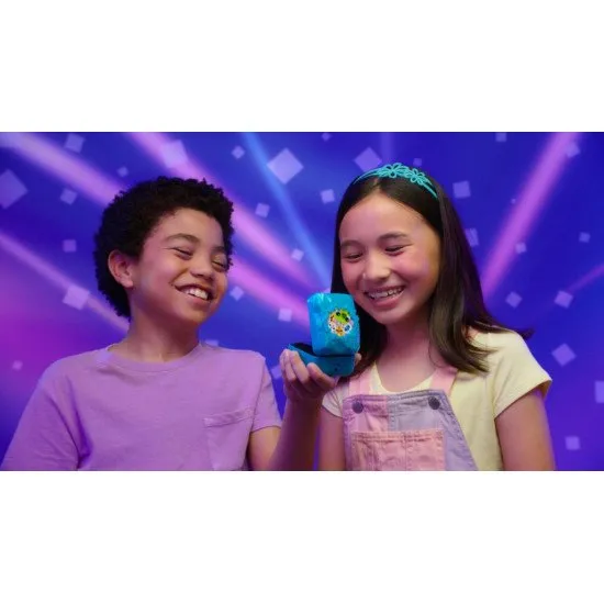 Die magischen digitalen Freunde von Bitzee Magicals, interaktive Spielzeuge, die auf Berührung und Bewegung reagieren.