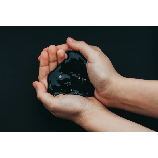 DIY-Schleim-Set zum Herstellen von Schleim-Universum für Kinder. Machen Sie Ihren eigenen Schleim.