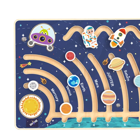 Holzlabyrinth Sonnensystem