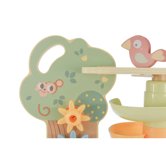 Spielbrett aus Holz mit Kugelbahn