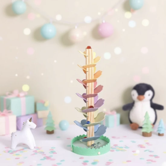 Bunter Klangbaum aus Holz von Tooky Toy