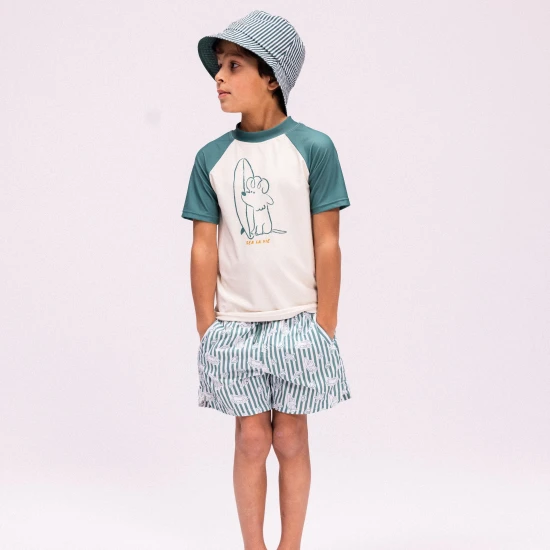 Badeshorts mit UPF 50+ Surfer von Swim Essentials fur Kinder