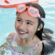 Schwimmbrille für Kinder mit warmen Herzen