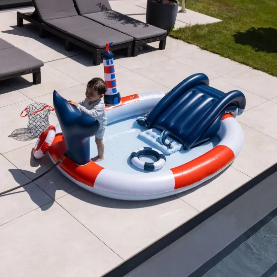 Aufblasbarer Pool mit Rutsche Kleiner Seemann 210 cm