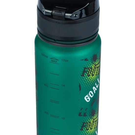 Tritan-Trinkflasche Fußball 500 ml mit praktischem Verschluss und fröhlichem Motiv.