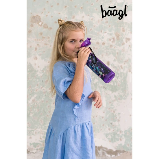 Tritanflasche Jungle Panda 700 ml mit verschließbarem Deckel und Schlaufe.