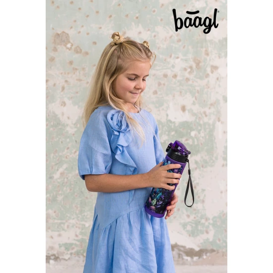 Tritanflasche Jungle Panda 700 ml mit verschließbarem Deckel und Schlaufe.