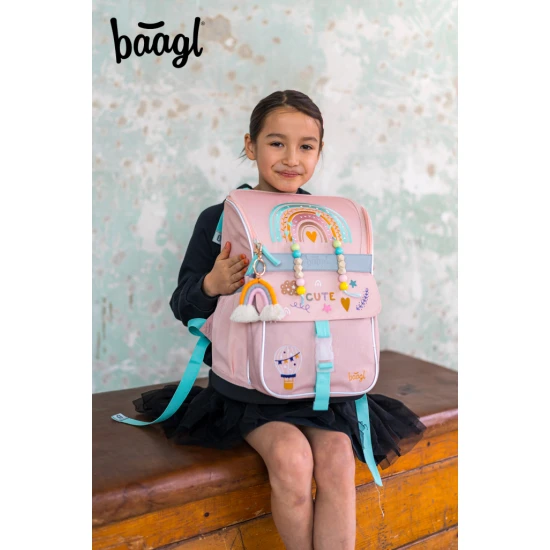 Regenbogenrosa Schultasche der Marke BAAGL