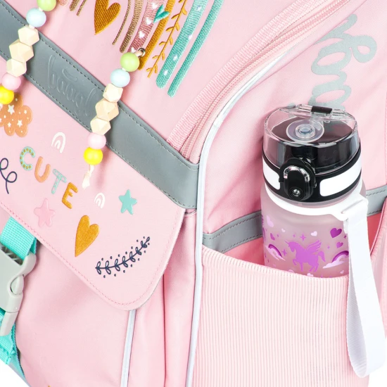 Regenbogenrosa Schultasche der Marke BAAGL