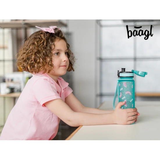 Tritan-Flasche für Kinder mit dem Regenbogen-Motiv der Marke BAAGL