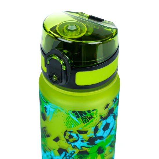 Tritan-Flasche für Kinder mit dem Football Game-Motiv von BAAGL