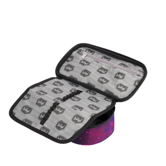 Skate Galaxy Federmäppchen mit modernem Design und praktischen Funktionen – ideal für die Organisation von Schulbedarf.