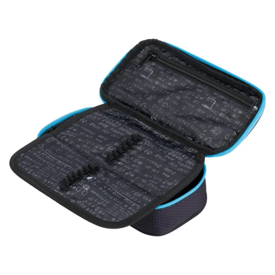 Skate Blue Light Federmäppchen mit modernem Design und praktischen Funktionen, ideal für die Organisation von Schulbedarf.