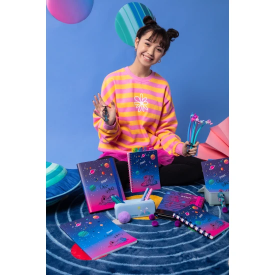 A5 Stitch Black Notizbuch mit Spirale, Lesezeichen und quadratischen Seiten