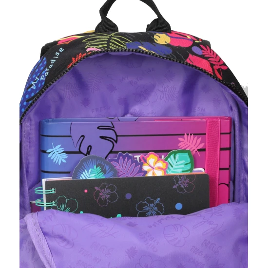 Kinderrucksack Toby Stitch Schwarz mit verstellbaren Schultergurten und Sicherheitspfeife.