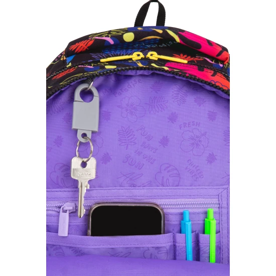 Schulranzen Coolpack Prime Stitch Black mit zwei Fächern und gepolsterten Schultergurten.