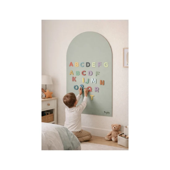 MagneKids Magnetische Wandtafel Bogen Salbeigrün 95 x 60 cm MagneKids Magnetische Wandtafel Bogen Salbeigrün 95 x 60 cm – Family Nation FN-MONT-MKIDS-A90-SAGE