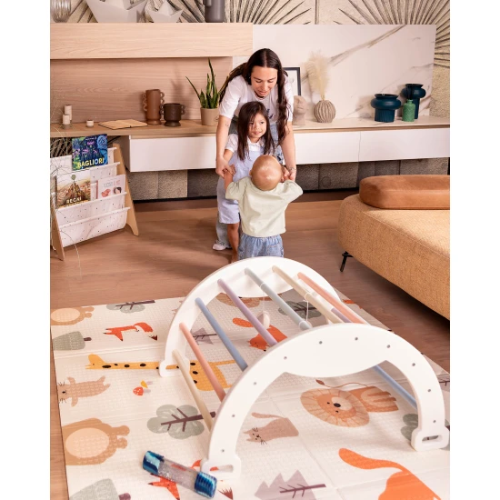 Montessori Faltbare Spielmatte 2 in 1 Animal Friends 180 x 150 cm Montessori Faltbare Spielmatte 2 in 1 Animal Friends 180 x 150 cm – Family Nation FN-MONT-TAPF-AN