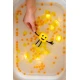 Glo Pals Sensory Glowing Cubes Alex, leuchtende Würfel für das Bad für Kinder, leuchten im Wasser.