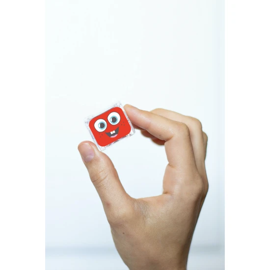 Glo Pals Sensory Glowing Cubes Sammy, leuchtende Würfel für das Bad für Kinder, leuchten im Wasser.