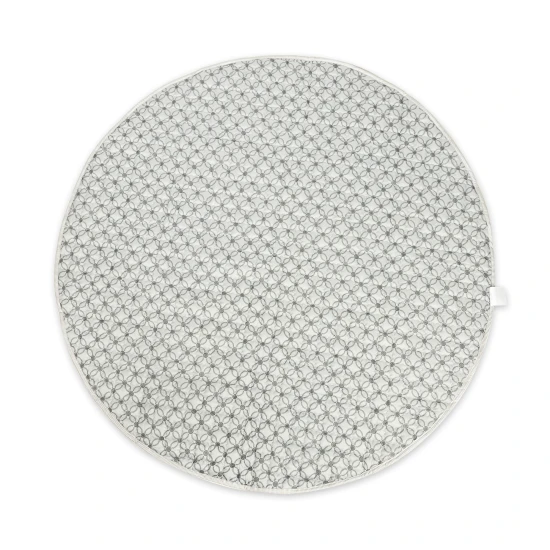 Stilvolle und praktische Matte zum Spielen zu Hause und im Freien.