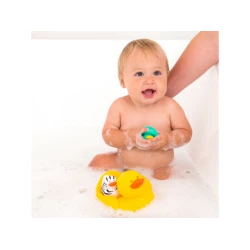 Ente mit Küken für die Badewanne