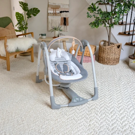 Umwandelbare Reiseschaukel mit Melodie Bella Teddy™ 0M+ bis 9 kg Umwandelbare Reiseschaukel mit Melodie Bella Teddy™ 0M+ bis 9 kg Ingenuity 11023-2