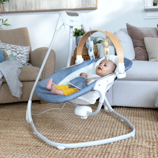 Wippende Musikschaukel Chambray 0M+, bis 9 kg Wippende Musikschaukel Chambray 0M+, bis 9 kg Ingenuity 16927-1