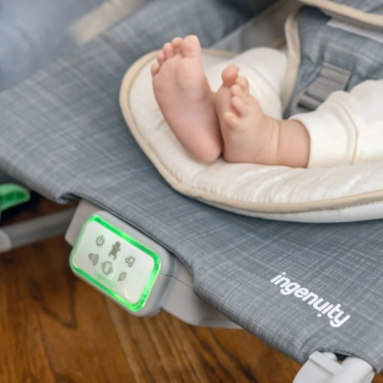 Vibrierende Massagewippe mit Melodie Happy Belly™ Rock-to-Bounce Parker™ 0M+ bis 9 kg Vibrierende Massagewippe mit Melodie Happy Belly™ Rock-to-Bounce Parker™ 0M+ bis 9 kg Ingenuity 16853-2