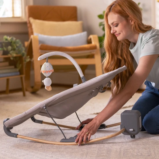 Vibrierende Massagewippe mit Melodie Soulful Skies™ 0M+ bis 9 kg Ingenuity 12881-1