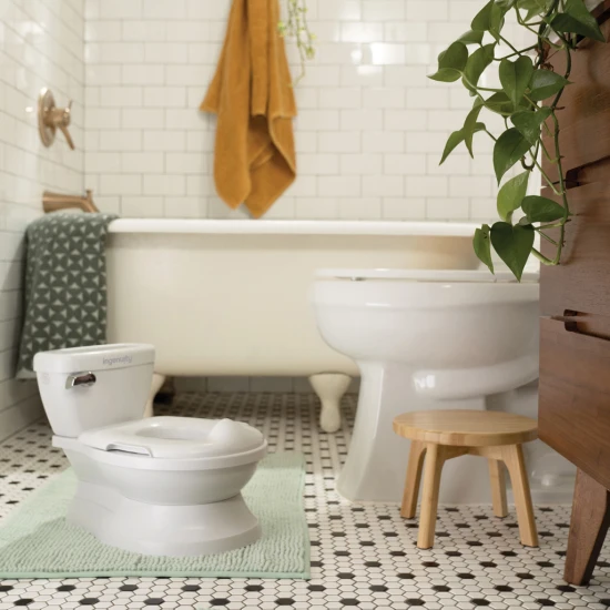 Kindertoilette/Töpfchen mit Sound My Size™ Weiß Kindertoilette/Töpfchen mit Sound My Size™ Weiß Ingenuity 11124-2