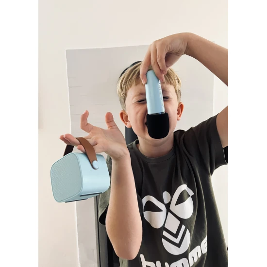 Schalten Sie ein auf die Musikwelle und erleben Sie eine unvergessliche Party.