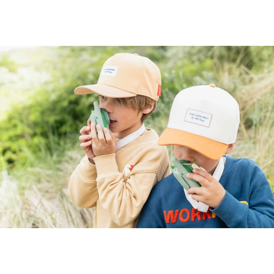 Das Kinderradio-Set von Zoofamily enthält 2 Radios.