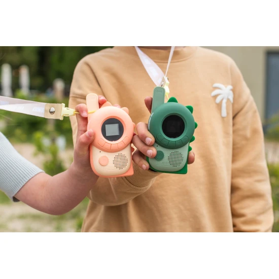 Das Kinderradio-Set von Zoofamily enthält 2 Radios.