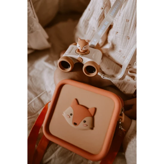 Kinderfernglas Zoo Eyes in Fuchsform mit orangem Design und 8-facher Vergrößerung