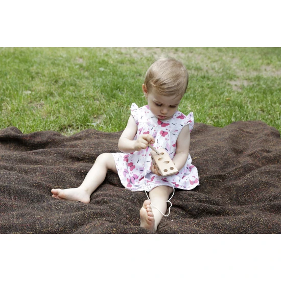 Käse als Cross-Dressing mit einer Maus