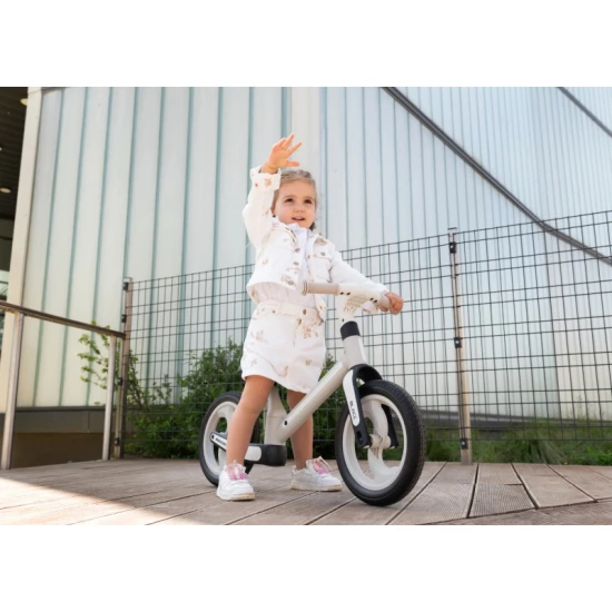 Schwarzer beiger Reflektor