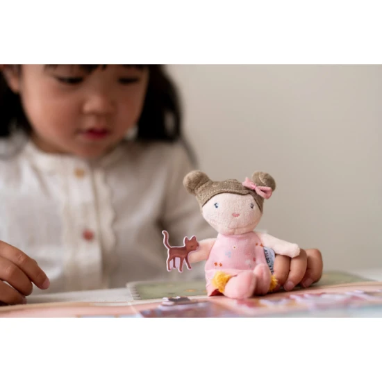 Buch mit Aufklebern Haus Rosa