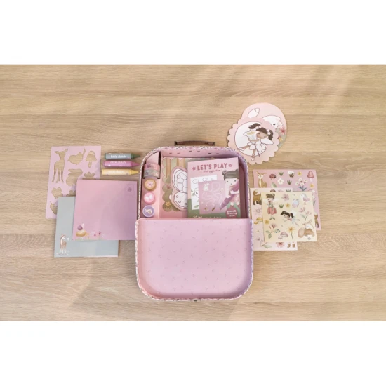 Kreatives Set in einem Rosa-Gehäuse