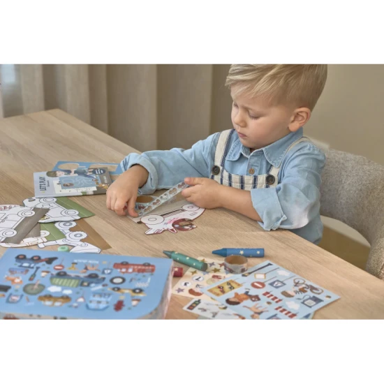 Kreatives Set in einem Jim-Koffer