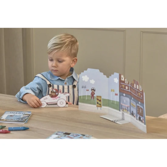 Kreatives Set in einem Jim-Koffer