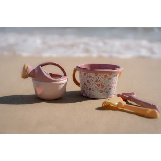 Das perfekte Set für Sandkasten und Strand – 5-teilige Little Dutch Kollektion