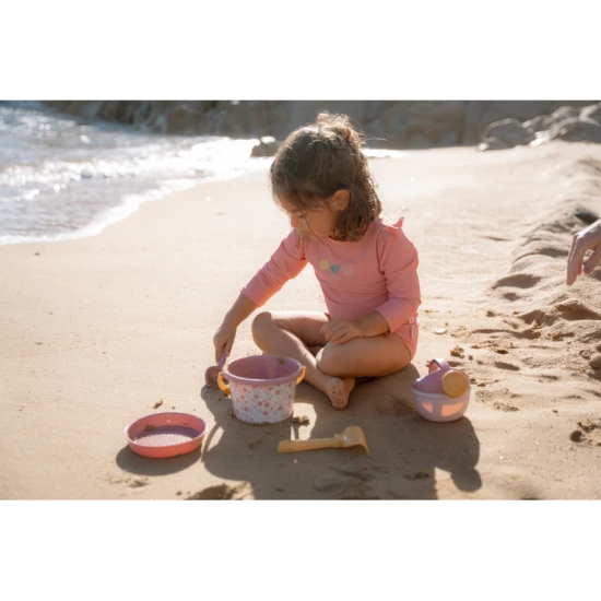 Das perfekte Set für Sandkasten und Strand – 5-teilige Little Dutch Kollektion