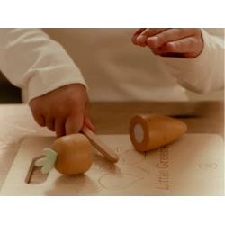 Holzgemüse zum Schneiden