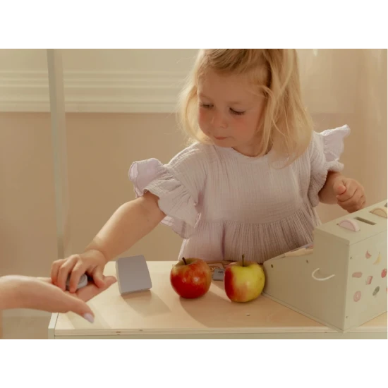 Kasse mit Scanner und Kartenlesegerät