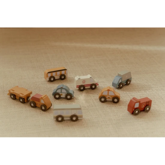 Set mit Holzautos